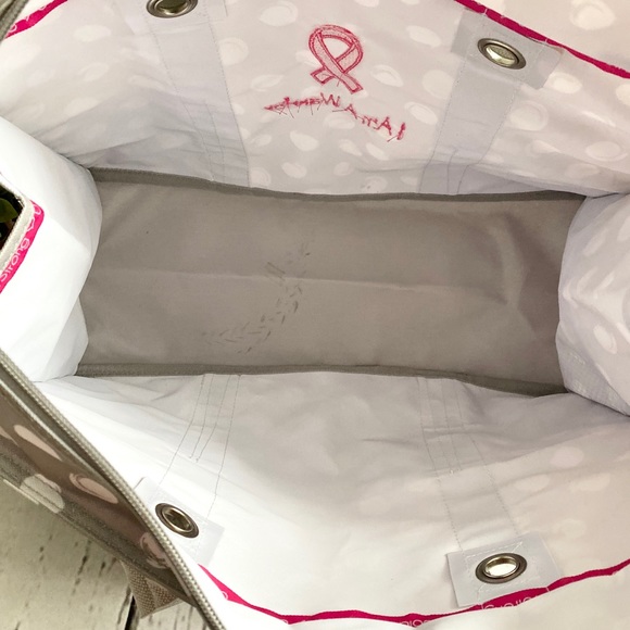 🆕 NEW Thirty-One Cares Breast Cancer Tote - Picture 5 of 8